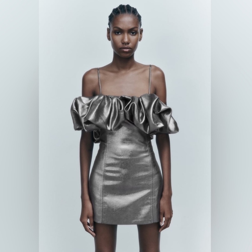 NWT ZARA VOLUMINOUS SHORT DRESS Sz L